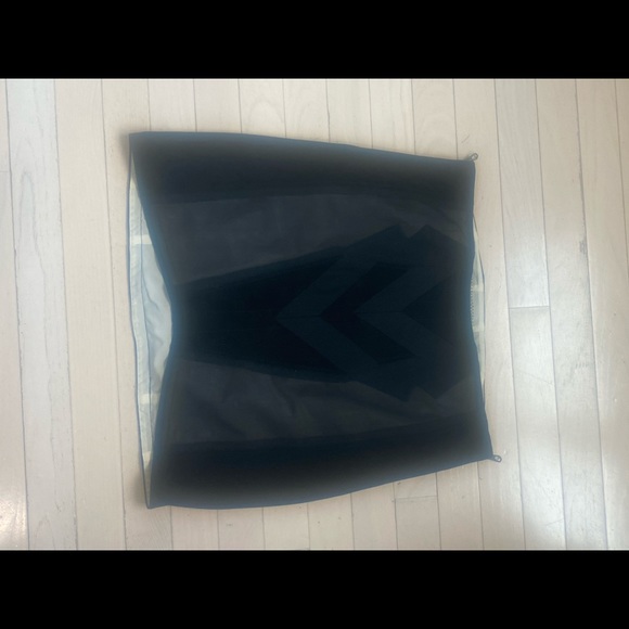 RAG & BONE Suede Skirt with Gold Zippers. Size 8 - Picture 7 of 8